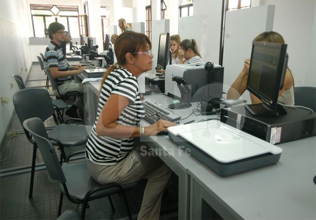 La respuesta. Bonfatti respondió a Del Sel acerca de la importancia de los empleados estatales / Foto: Juan Manuel Baialardo - Uno Santa Fe