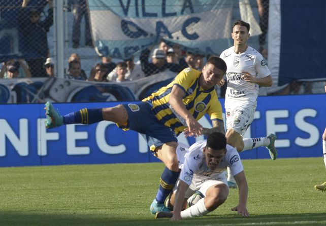 Central hará un solo cambio para recibir a Talleres. Marinelli se metió en el equipo titular.