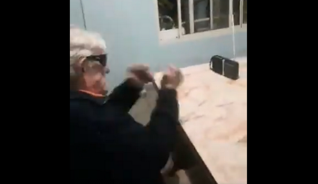 El video del abuelo no vidente que deliró con Colón campeón