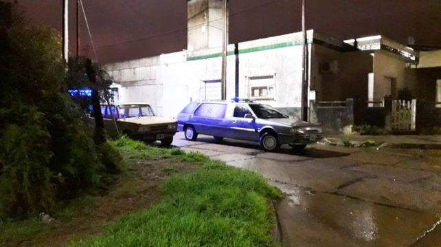 Un anciano recibió una descarga eléctrica y murió electrocutado