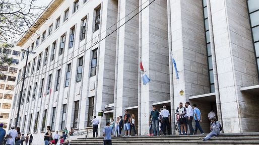 Un mes preso con cáncer terminal: excarcelan a un hombre y piden investigar a la fiscal y al juez