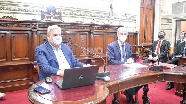 Siguen los cruces entre el gobierno y la oposición por el reparto de fondos