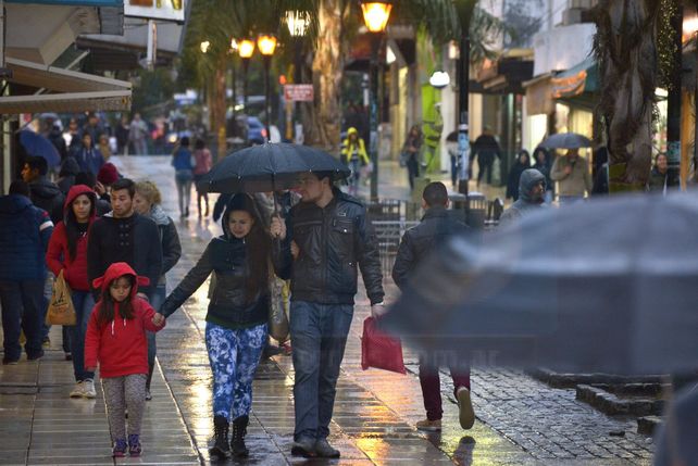 Rige un alerta meteorológico por tormentas fuertes en ocho provincias