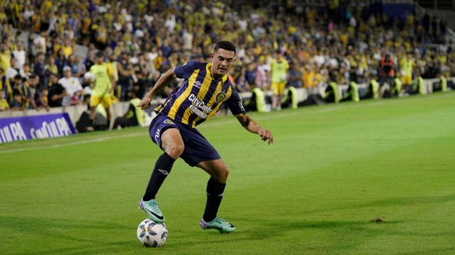 Maxi Lovera está de vuelta al ruedo. El volante de Central es clave para Russo.