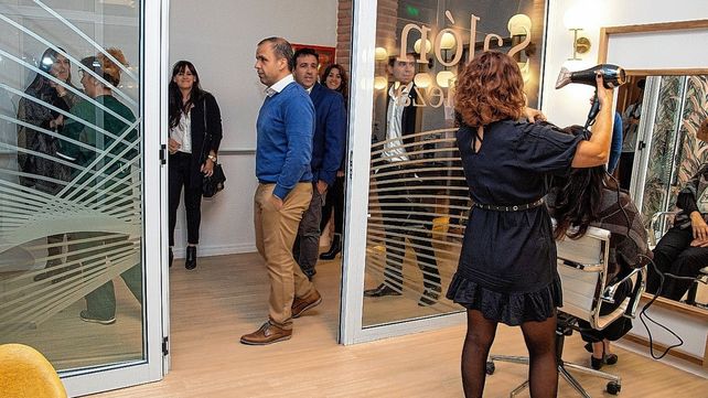 Avalian inauguró un centro integral para adultos mayores a 20 minutos de Rosario