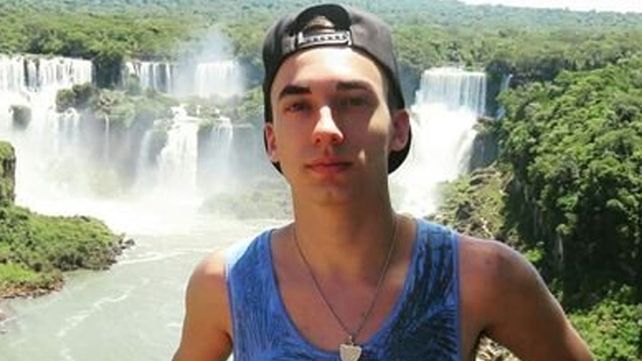 Vendió la Play por Twitter para salvar a su perra pero algo salió mal