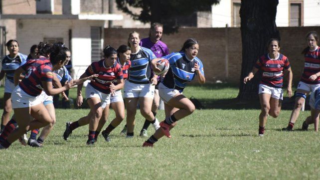 Echagüe y Cha Roga se ha convertido en un clásico del rugby femenino de la región.