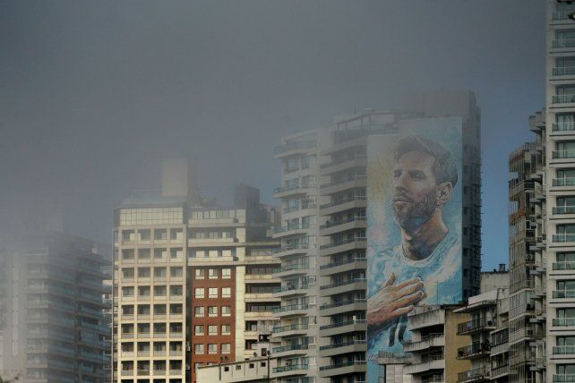 El tiempo en Rosario: viernes con neblina, nubes y la máxima en 26º