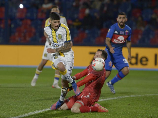 Fabricio Oviedo el quien más chances tiene de ocupar el lugar de Veliz, quien debe purgar una fecha de suspensión.