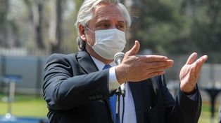 Fernández a la oposición: Si pueden conseguir vacunas, ¿por qué no ayudan?