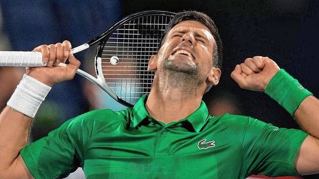 Novak Djokovic avanzó a cuartos en el ATP 250 de Dubai