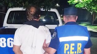 Un hombre quedó deteido a disposición de la Justicia tras ahorcar a un perro en elpatio de su vivienda en Urquiza, departamento Uruguay.&nbsp;