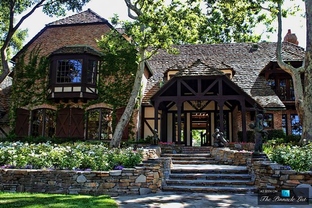 Venden el mítico rancho de Michael Jackson por 30 millones de dólares