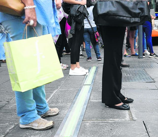 atentos. La tira de luces LED puso a Rosario a la vanguardia.