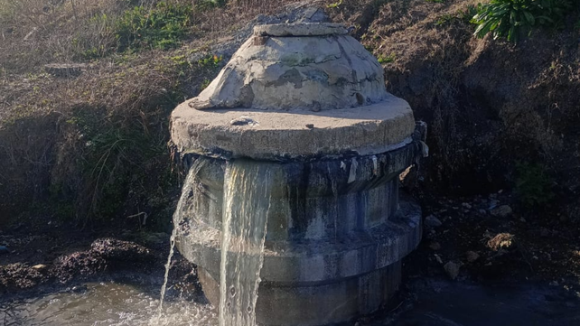 La estación elevadora que Aguas Santafesinas tuvo que reparar en el puente sobre el arroyo Ludueña que divide Rosario de Funes