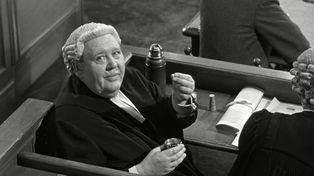 El gran actor británico Charles Laughton en Testigo de cargo (1957), de Billy Wilder.