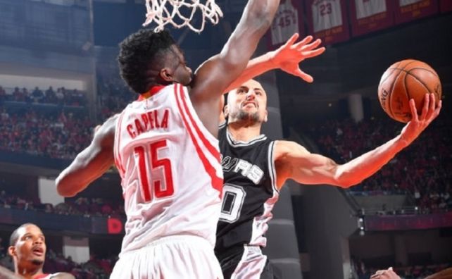 San Antonio recuperó el punto en Houston y gana la serie 2 a 1