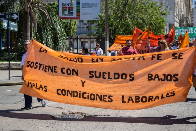 Siprus se suma a la jornada nacional de lucha del jueves y reclama paritarias ya