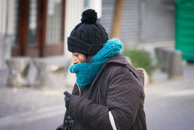 Frío extremo en Rosario. La semana laboral y la primera de vacaciones de invierno llegó con 6 grados bajo cero