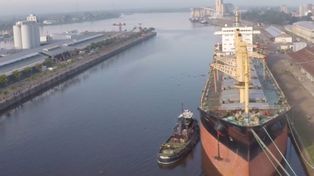 La historia del dron santafesino que documentó la partida del Sampan del puerto local