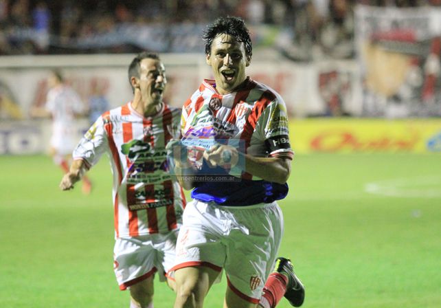 Patronato venció a Atlético Paraná y se quedó con los clásicos de la temporada