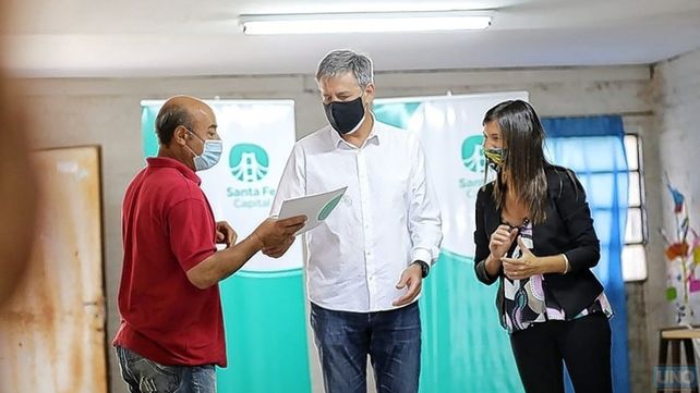 El Intendente Jatón encabezó el acto protocolar en la Estación San Agustín.