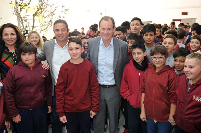 Bordet se mostró junto con el intendente de Seguí