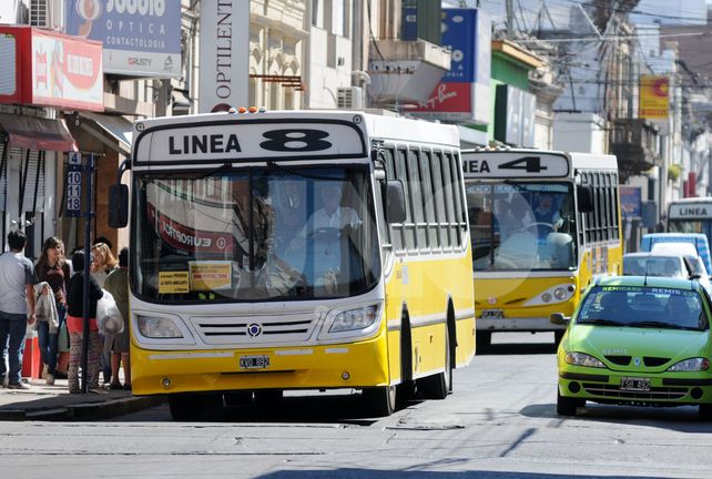 Asaltaron a un colectivero de la línea 8 en el Bº Centenario de Santa Fe
