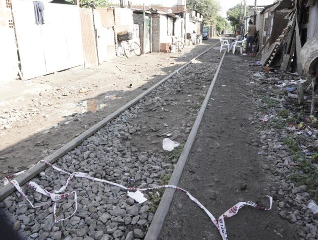 El crimen de Franco Alegre ocurrió frente a un bunker cercano a Riobamba y las vías del ferrocarril.