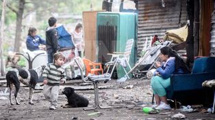 Las familias que volvieron de Coronda “son atendidas”