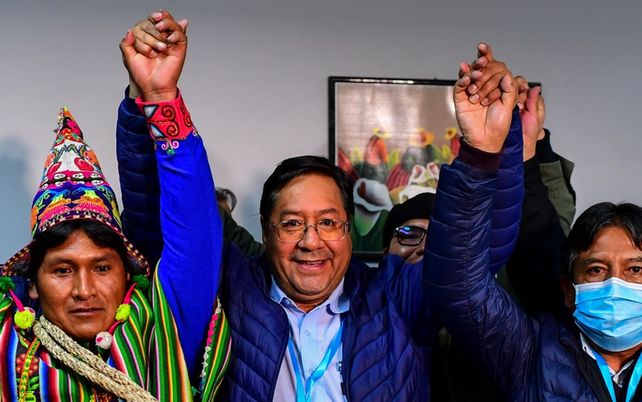 De la mano de Arce, el partido de Evo retorna al poder en una Bolivia dividida y en crisis