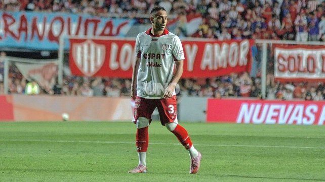 Claudio Corvalán rescinde su contrato con Unión.