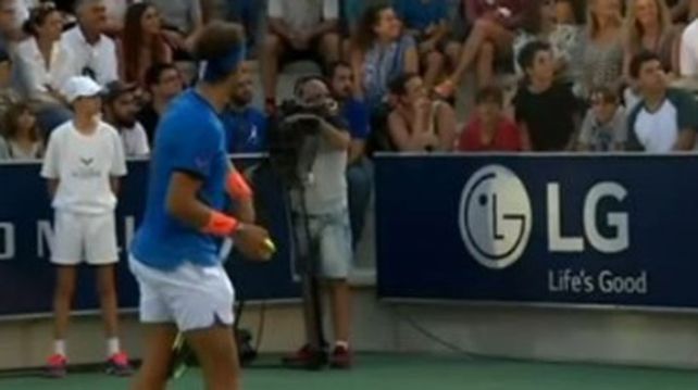 Rafa Nadal detuvo su partido y se vivió un dramático momento