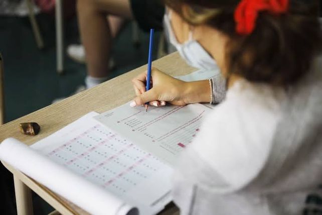 La Argentina cae en todas las materias en las Pruebas PISA 2025