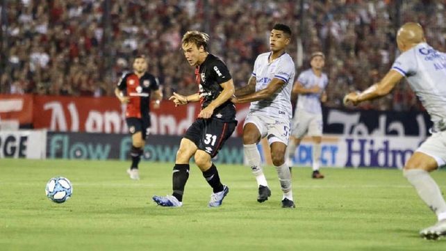 Newells goleó a Godoy Cruz en Mendoza en un partido en el que mostró contundencia