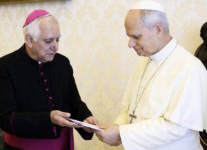 Si hay que reprogramar, se reprogramará, dijo Lozano sobre la visita del Papa a la Argentina