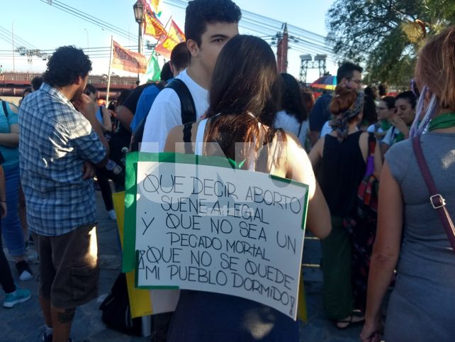 Pañuelazo en la Costanera por la despenalización del aborto