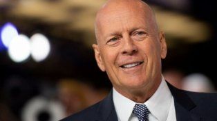 El estado de salud de Bruce Willis se agrava: perdió la capacidad de hablar, leer y caminar.