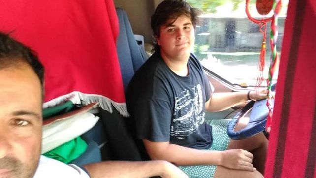&ldquo;Una pasi&oacute;n&rdquo;. Lucio Del Mestre comparte el mismo entusiasmo por los camiones que su hijo Marco.