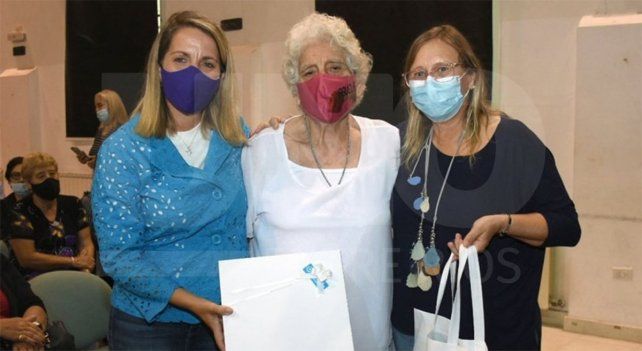 La historia de doña Rosa Vera y su Nietito Fuerte