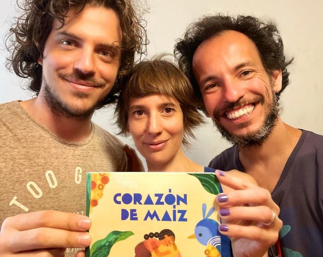 Corazón de maíz, un libro al ritmo de la poesía y el carnaval