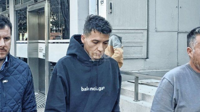 Rubén Botta firmó contrato con Colón y este viernes comenzó a entrenar.