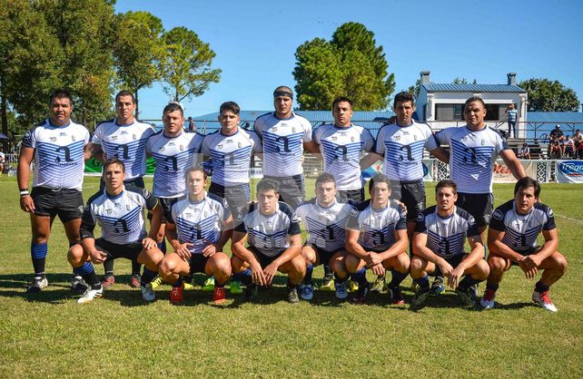 Universitario no pudo con el campeón defensor