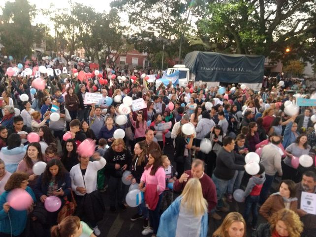 Miles de santafesinos celebraron el Día del Niño por Nacer en la Costanera
