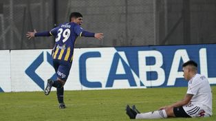 Oviedo marcó un gol ante Riestra hace poco y ahora lo quieren en Suiza.