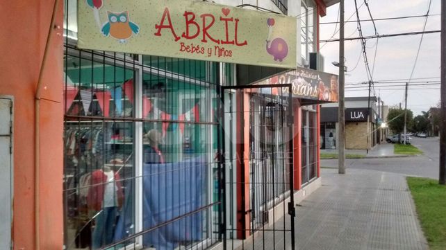 Comercio asaltado en barrio María Selva.
