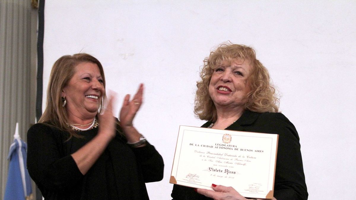 Murió Violeta Rivas