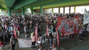 Los cortes serán en rechazo a las medidas de ajuste del gobierno de Javier Milei y en reclamo de asistencia alimentaria para comedores y merenderos comunitarios.