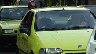 El municipio denunció penalmente a una cooperativa de remises “truchos”