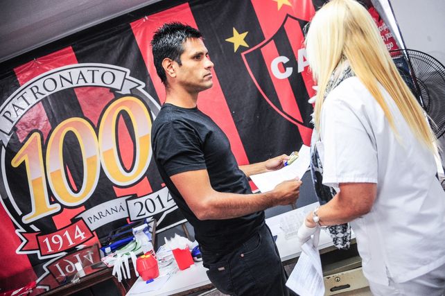 Los jugadores de Patronato donaron sangre / Fotos Diego Arias
